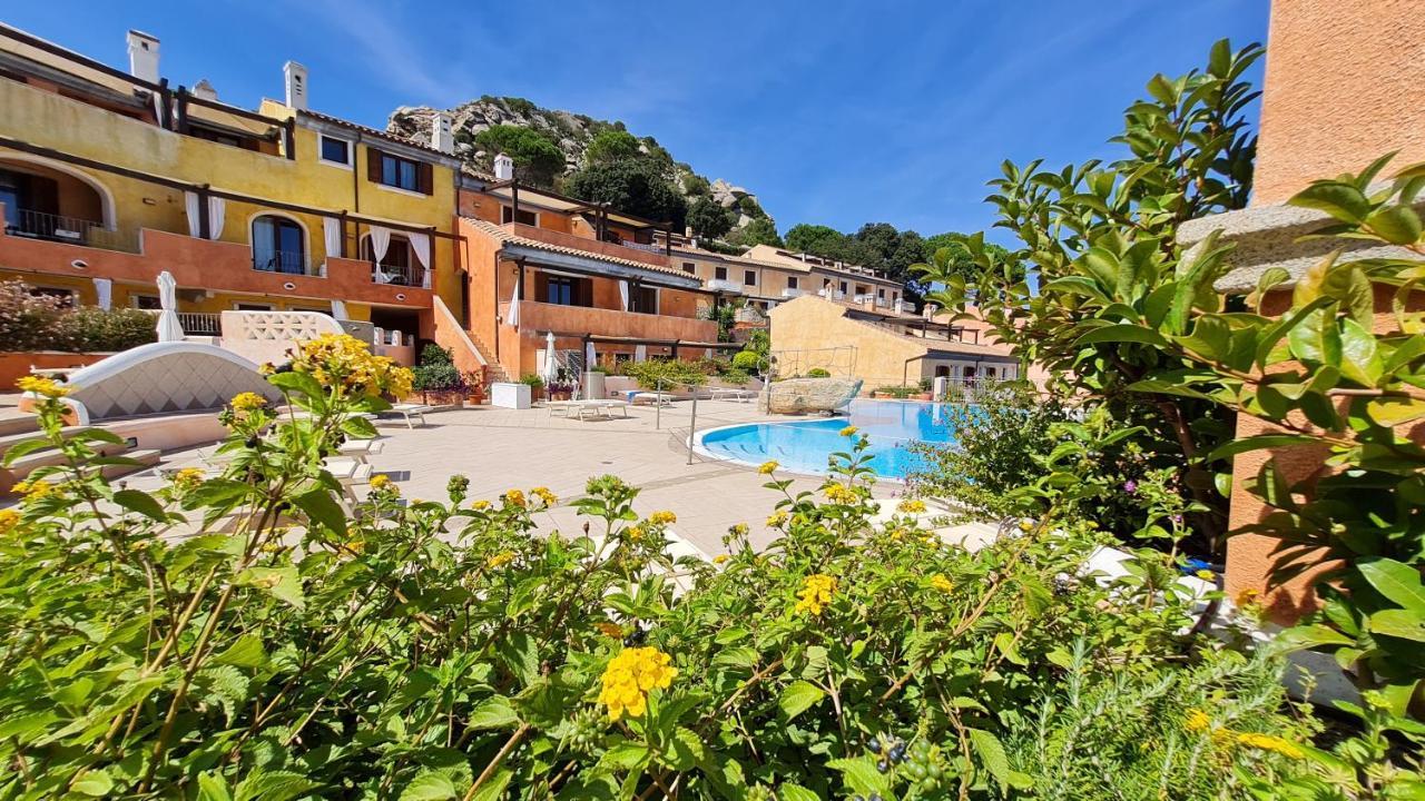 Residence Borgo Punta Villa La Maddalena  Bagian luar foto