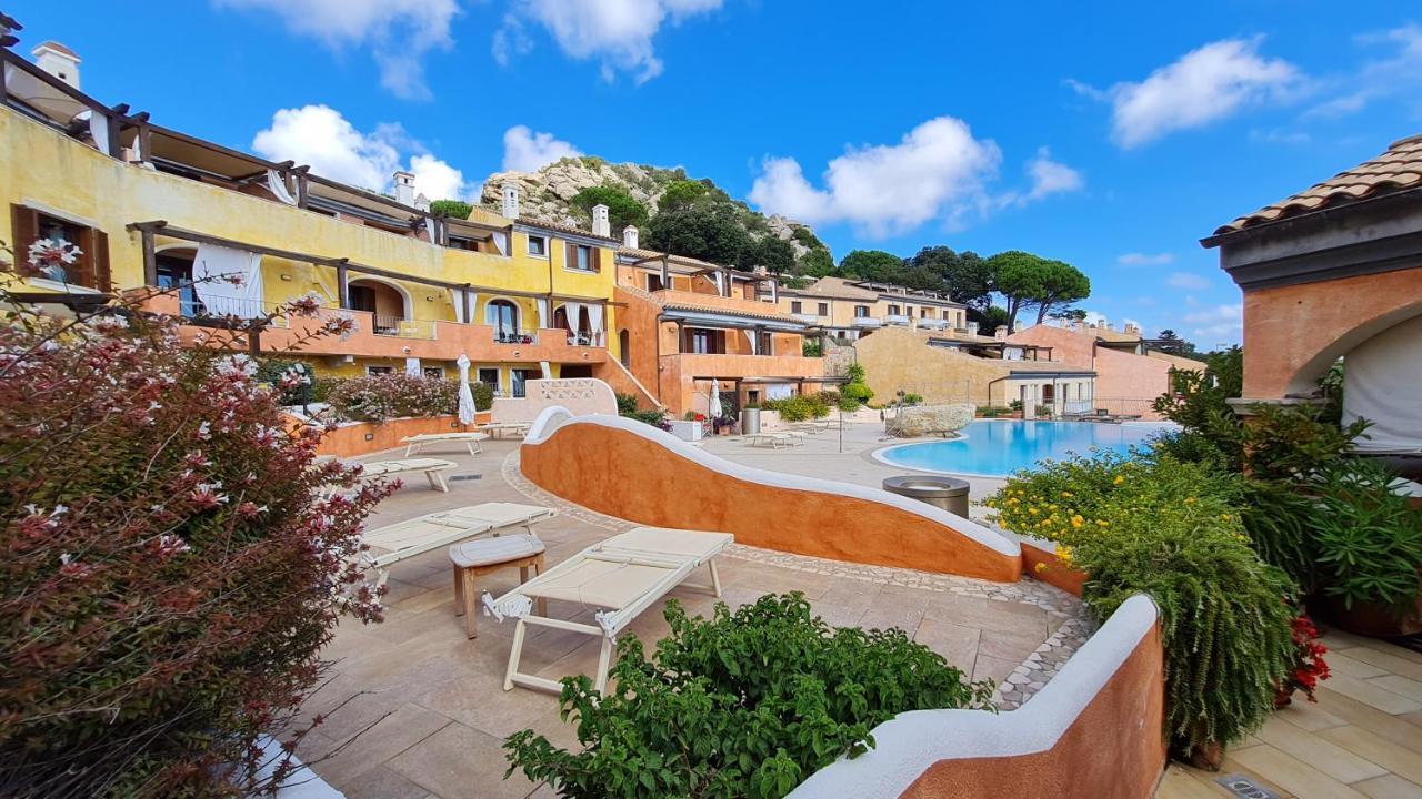 Residence Borgo Punta Villa La Maddalena  Bagian luar foto