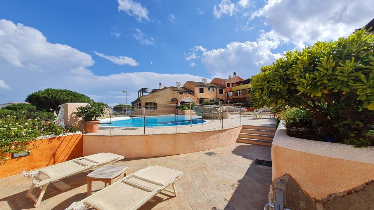 Residence Borgo Punta Villa La Maddalena  Bagian luar foto
