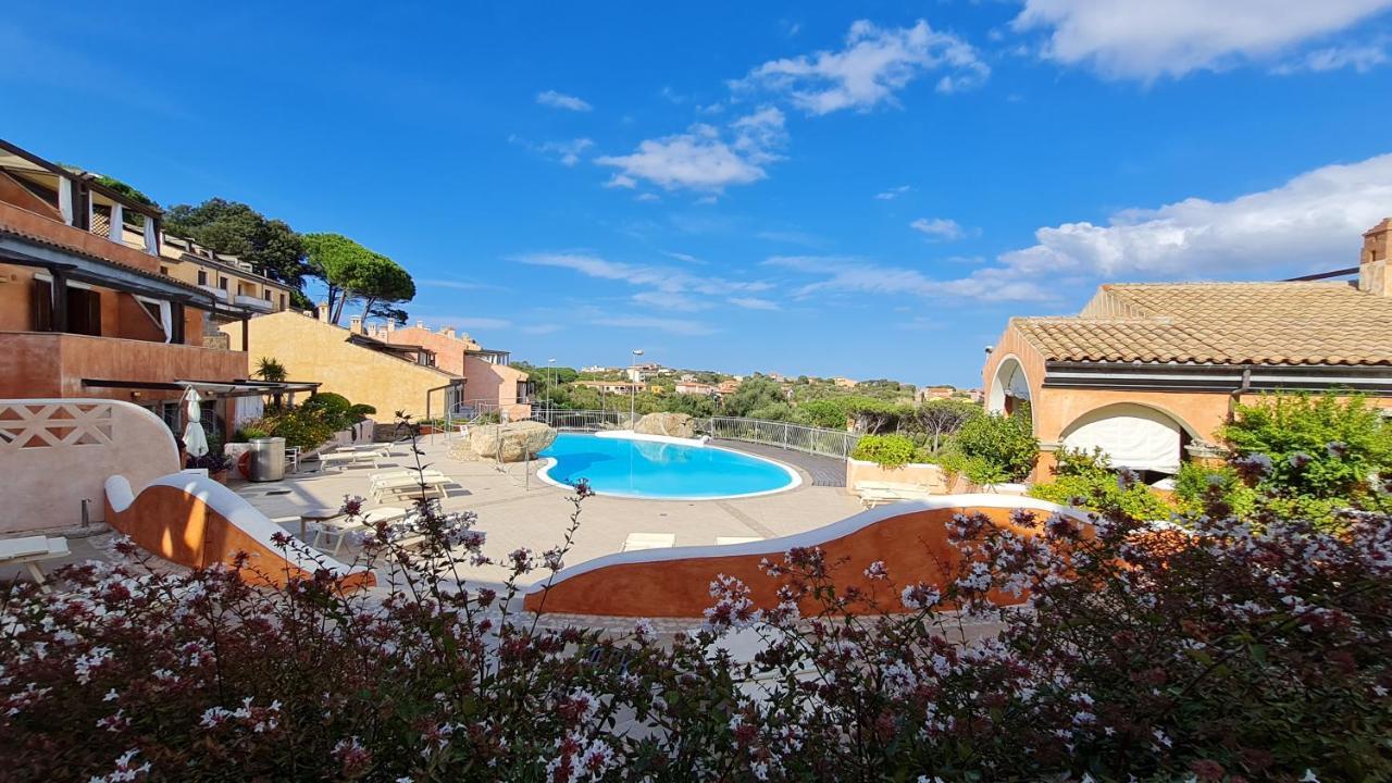 Residence Borgo Punta Villa La Maddalena  Bagian luar foto